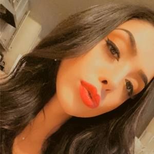 Meet your Posher, Daphne